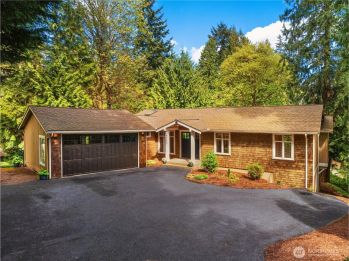 9360 SE 68th , Mercer Island, WA 98040