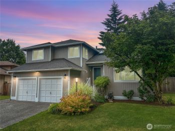 15616 160th Court SE, Renton, WA 98058