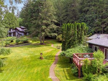 6370 NE Tolo Road , Bainbridge Island, WA 98110