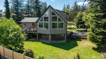 2703 D Avenue , Anacortes, WA 98221