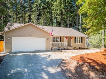 22411 Bluewater Drive SE, Yelm, WA 98597