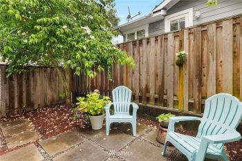 6327 A 42nd Avenue SW, Seattle, WA 98136