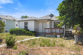 415 NE 3rd Avenue , Soap Lake, WA 98851
