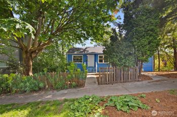 1704 27th Avenue , Seattle, WA 98122