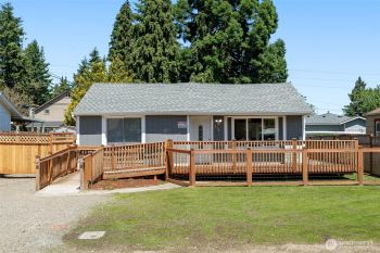 217 E 65th Street , Tacoma, WA 98404