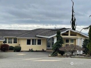 191 Glacier Peak Drive , Camano Island, WA 98282