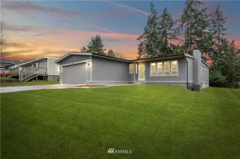 506 Champion Street , Steilacoom, WA 98388