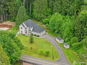 9618 SE Driftwood Drive , Port Orchard, WA 98367