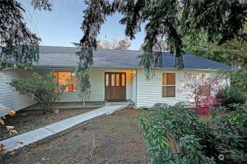 310 Teresa Street , Camano Island, WA 98282