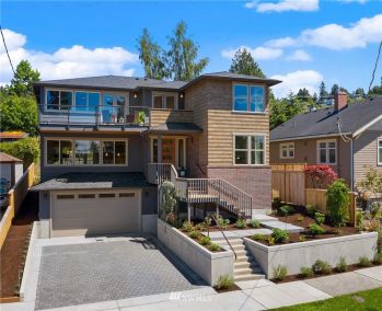 9242 47th Avenue SW, Seattle, WA 98136