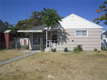 141 NE F Street , Ephrata, WA 98823