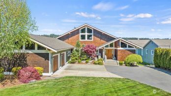 229 Bella Bella Drive , Fox Island, WA 98333