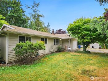 13806 183rd Avenue SE, Renton, WA 98059