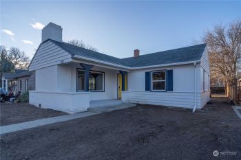 235 SW C Street , Ephrata, WA 98823