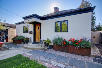 825 S 12th Street , Mount Vernon, WA 98274