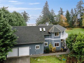 108 Livingston Bay Road , Camano Island, WA 98282