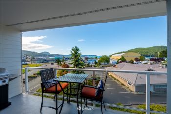 1800 Skyline Way #301, Anacortes, WA 98221
