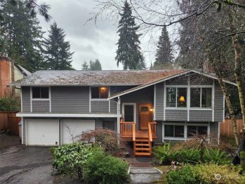 15036 Ashworth Avenue N, Shoreline, WA 98133