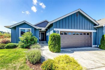 100 Fair Weather Drive , Sequim, WA 98382