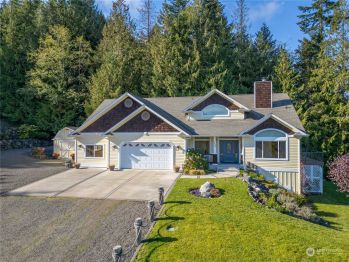 182 Louella Heights Drive , Sequim, WA 98382