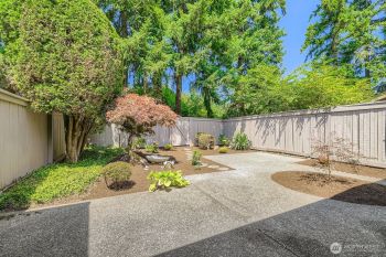 14208 NE 2nd Place , Bellevue, WA 98007