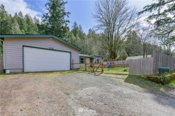 2446 Northlake Way NW, Bremerton, WA 98312