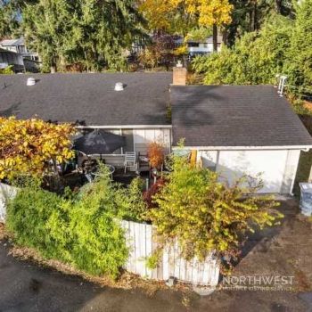 12611 - 12613 95th Avenue Ct E, Puyallup, WA 98373