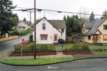 1703 Park Avenue , Bremerton, WA 98337