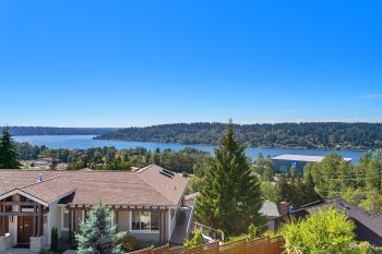 7615 SE 113th Avenue , Newcastle, WA 98056