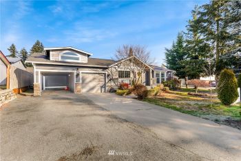 229 108th Street SE, Everett, WA 98208