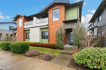 32832 Ten Trails Parkway SE, Black Diamond, WA 98010