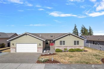 1315 SW Harbor Vista Circle , Oak Harbor, WA 98277