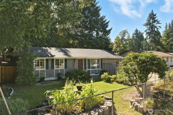 14207 126th Avenue E, Puyallup, WA 98374-3222