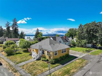 615 Martin Street , Steilacoom, WA 98388