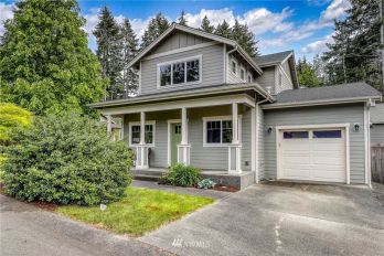 25770 Arklow Place NE, Kingston, WA 98346