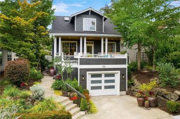 925 25th Avenue S, Seattle, WA 98144