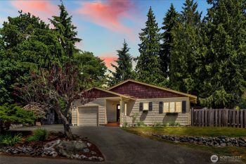 1106 Kenoyer Drive , Bellingham, WA 98229