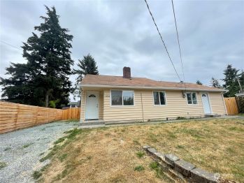 11722 14th Avenue S, Seattle, WA 98168-2140