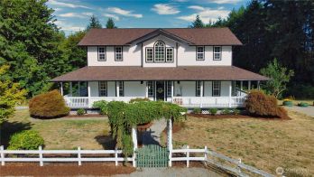 32011 71st Avenue Ct E, Eatonville, WA 98328