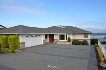 1053 Vista Del Monte Street , Camano Island, WA 98282