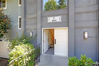 4641 W Lake Sammamish Parkway SE #F205, Issaquah, WA 98027