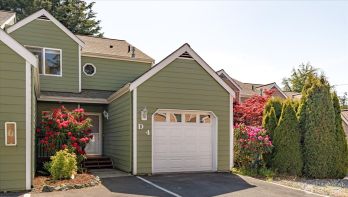 1250 SW Heller Street #D4, Oak Harbor, WA 98277