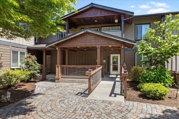 21307 48th Avenue W #C206, Mountlake Terrace, WA 98043