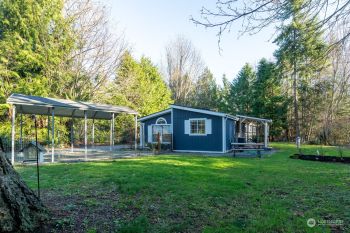 2795 Maple Tree Lane , Camano Island, WA 98282