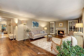 17910 23rd Court NE #J101, Shoreline, WA 98155