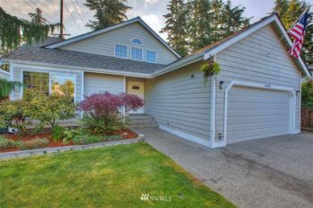 3220 S 272nd Place , Auburn, WA 98001-1815