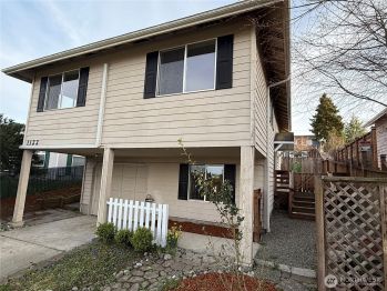 1122 Olympus Avenue , Port Angeles, WA 98362