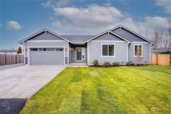 430 4th Avenue SE, Pacific, WA 98047