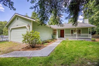 5660 NE Gamblewood Road , Kingston, WA 98346