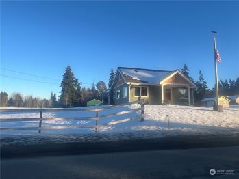 263 Black Diamond Road , Port Angeles, WA 98362